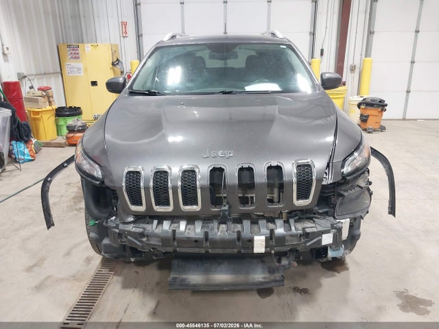 1C4PJMDX8JD607218 Jeep Cherokee Limited 4x4