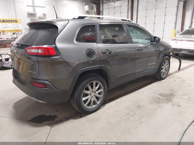 1C4PJMDX8JD607218 Jeep Cherokee Limited 4x4