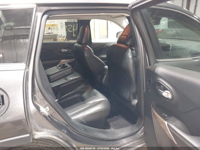 1C4PJMDX8JD607218 Jeep Cherokee Limited 4x4