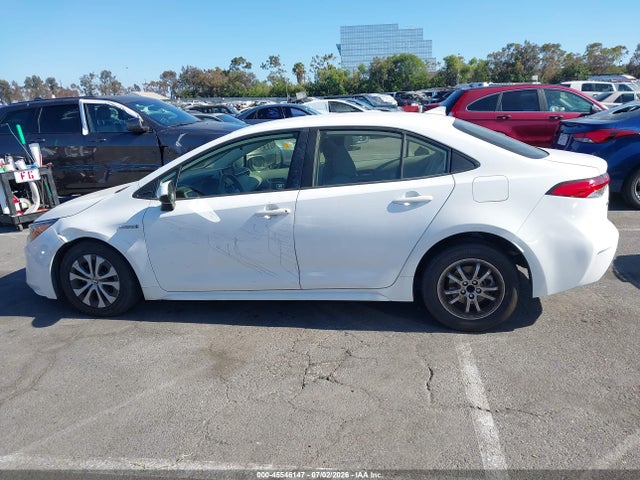 JTDEBRBE1LJ015263 Toyota Corolla Hybrid Le