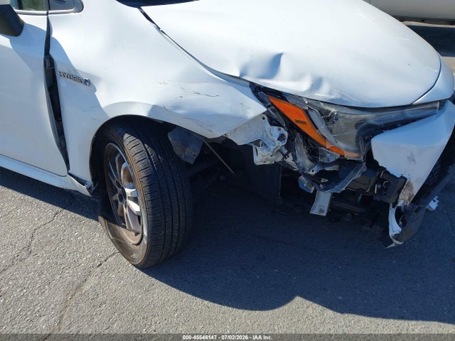 JTDEBRBE1LJ015263 Toyota Corolla Hybrid Le