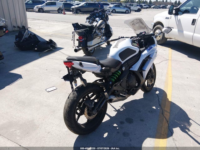 Kawasaki Ex650 E 2015 JKAEXEE11FDA20160 Image 4