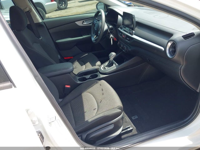 Продажа на аукционе авто 2023 Kia Forte Lxs, vin: 3KPF24AD4PE563941, номер лота: 45546225