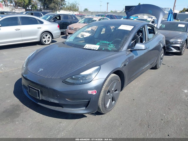 Tesla Model 3 Rear-wheel Drive 2023 5YJ3E1EA0PF679740 Image 2