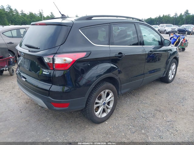 1FMCU9HD2JUC24356 Ford ESCAPE SEL