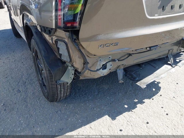 3N8AP6CA7SL440508 Nissan Kicks Sv Fwd