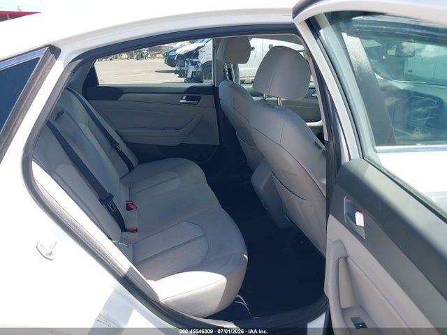 2018 Hyundai Sonata Hybrid Se მანქანა იყიდება აუქციონზე, vin: KMHE24L37JA083494, აუქციონის ნომერი: 45546309