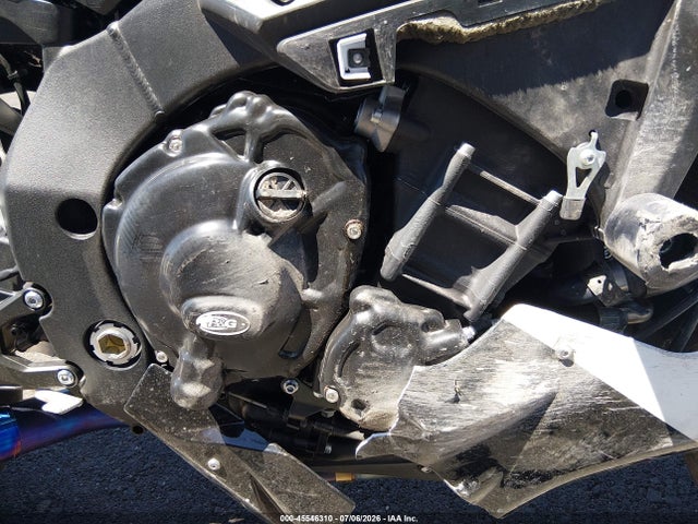 Yamaha Yzfr1 C 2019 JYARN39Y0KA001824 Image 8