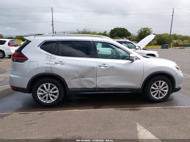 Nissan ROGUE SV 2018 5N1AT2MT4JC716150 Image 13