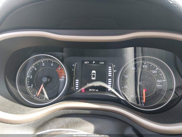 45546409 :رقم المزاد ، 1C4PJMCS2GW176006 vin ، 2016 Jeep Cherokee Latitude مزاد بيع