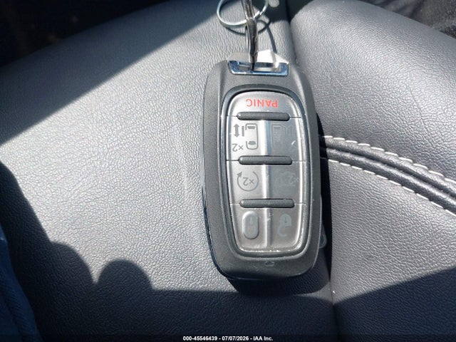 Продажа на аукционе авто 2025 Chrysler Pacifica Select, vin: 2C4RC1BG0SR513188, номер лота: 45546439