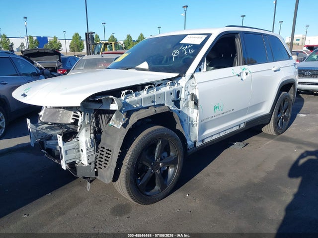 Jeep Grand Cherokee Limited 4x2 2024 1C4RJGBGXRC250722 Image 2