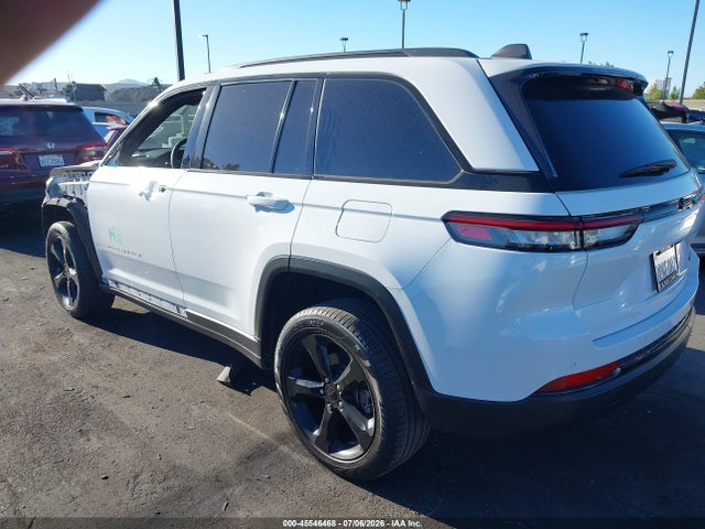 Jeep Grand Cherokee Limited 4x2 2024 1C4RJGBGXRC250722 Image 3
