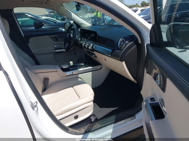 2021 Mercedes-benz Glb 250 მანქანა იყიდება აუქციონზე, vin: W1N4M4GB3MW083519, აუქციონის ნომერი: 45546469