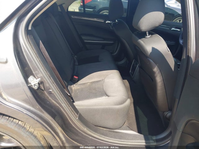 45546508 :رقم المزاد ، 2C3CCAAG1KH746109 vin ، 2019 Chrysler 300 Touring مزاد بيع