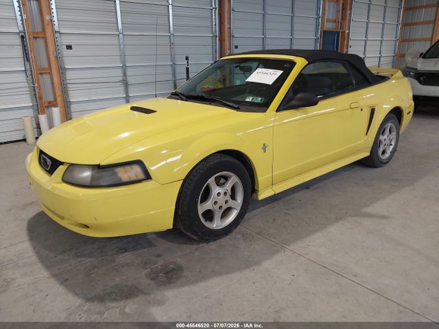 45546520 :رقم المزاد ، 1FAFP44401F139771 vin ، 2001 Ford Mustang مزاد بيع