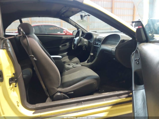 45546520 :رقم المزاد ، 1FAFP44401F139771 vin ، 2001 Ford Mustang مزاد بيع