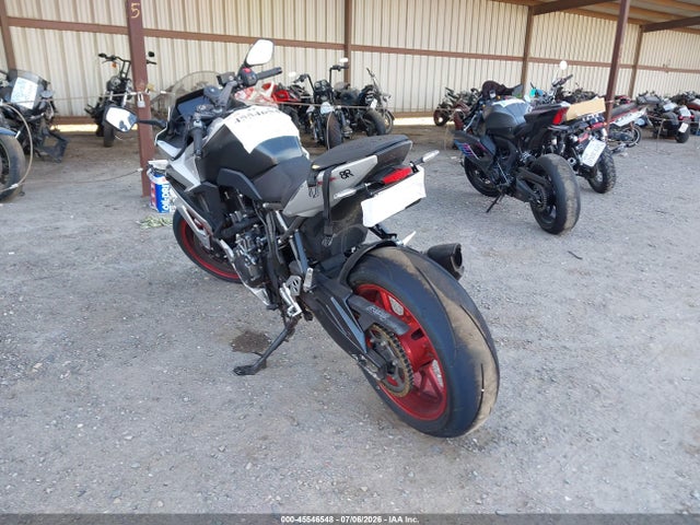 JS1EM13B6R7100521 Suzuki Gsx800 F
