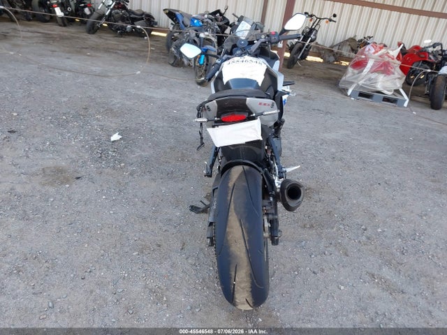 JS1EM13B6R7100521 Suzuki Gsx800 F