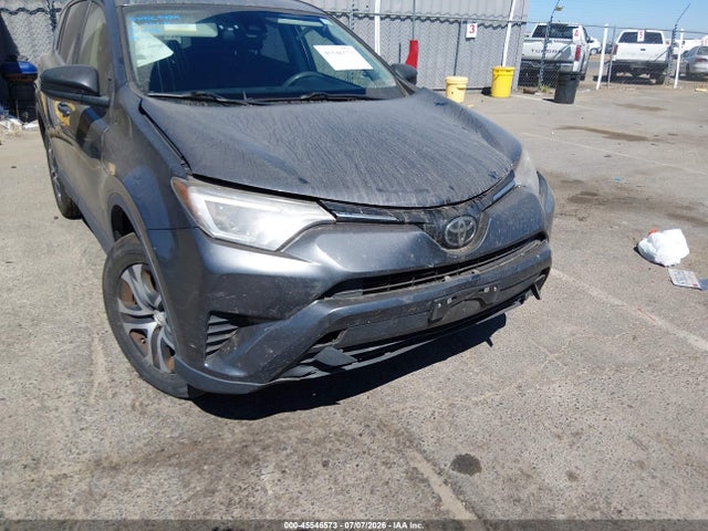 Toyota RAV4 LE 2017 JTMZFREV1HD106914 Image 6