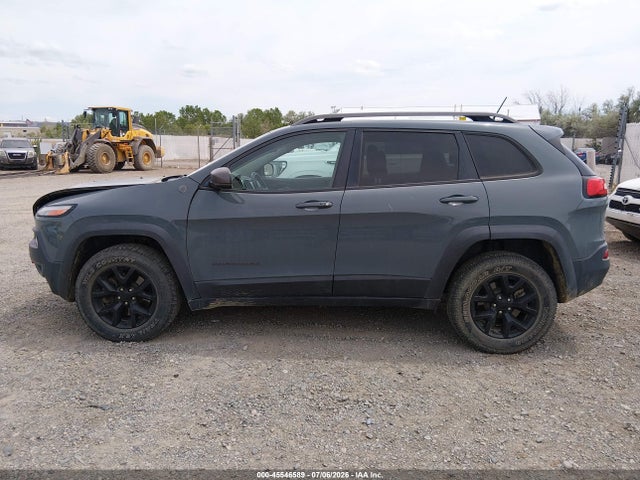 2015 Jeep Cherokee Trailhawk მანქანა იყიდება აუქციონზე, vin: 1C4PJMBS6FW752017, აუქციონის ნომერი: 45546589