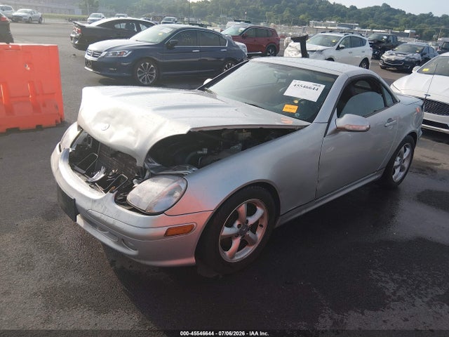 45546644 :رقم المزاد ، WDBKK65F83F297604 vin ، 2003 Mercedes-benz Slk 320 مزاد بيع