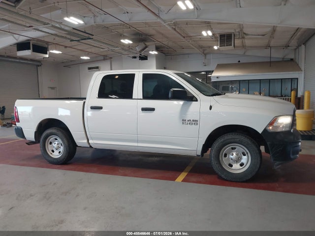 Продажа на аукционе авто 2018 Ram 1500 Tradesman  4x4 5'7 Box, vin: 1C6RR7KG7JS272462, номер лота: 45546646