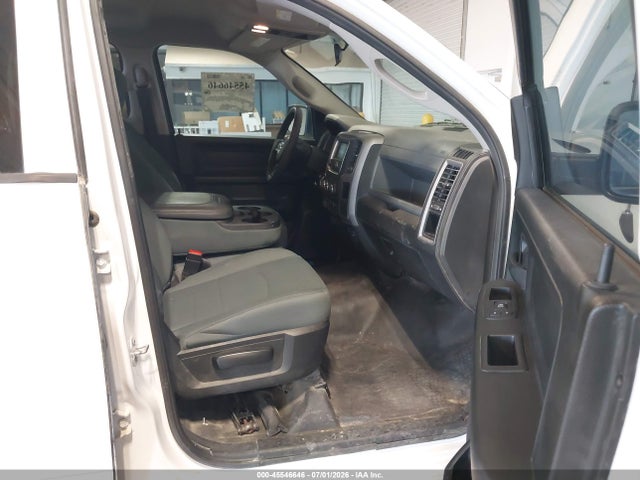 Продажа на аукционе авто 2018 Ram 1500 Tradesman  4x4 5'7 Box, vin: 1C6RR7KG7JS272462, номер лота: 45546646