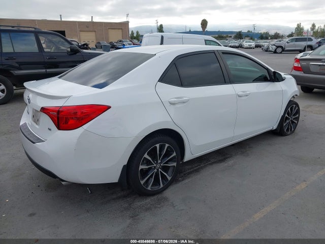 Toyota COROLLA SE 2018 2T1BURHE1JC051743 Image 4