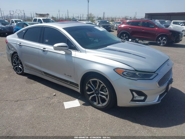 45546739 :رقم المزاد ، 3FA6P0RU1KR235351 vin ، 2019 Ford Fusion Hybrid Titanium مزاد بيع