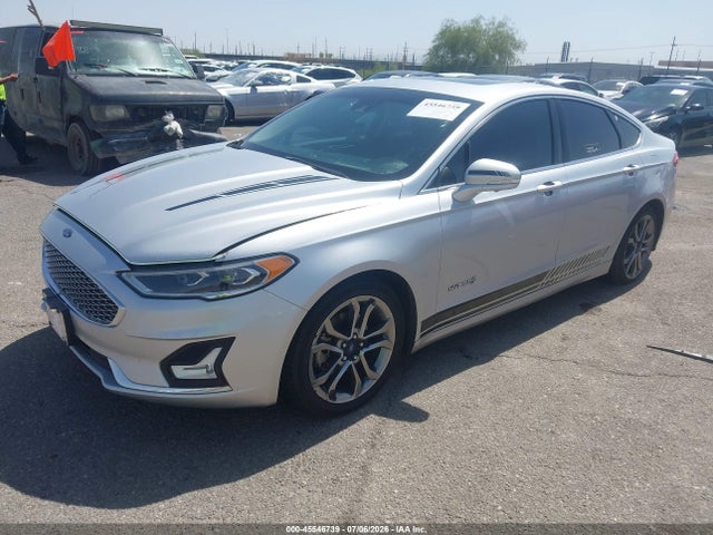45546739 :رقم المزاد ، 3FA6P0RU1KR235351 vin ، 2019 Ford Fusion Hybrid Titanium مزاد بيع