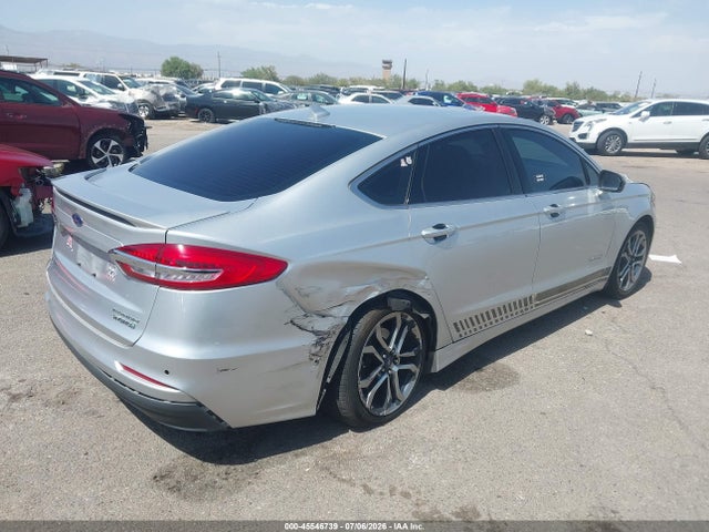 45546739 :رقم المزاد ، 3FA6P0RU1KR235351 vin ، 2019 Ford Fusion Hybrid Titanium مزاد بيع