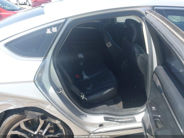 45546739 :رقم المزاد ، 3FA6P0RU1KR235351 vin ، 2019 Ford Fusion Hybrid Titanium مزاد بيع