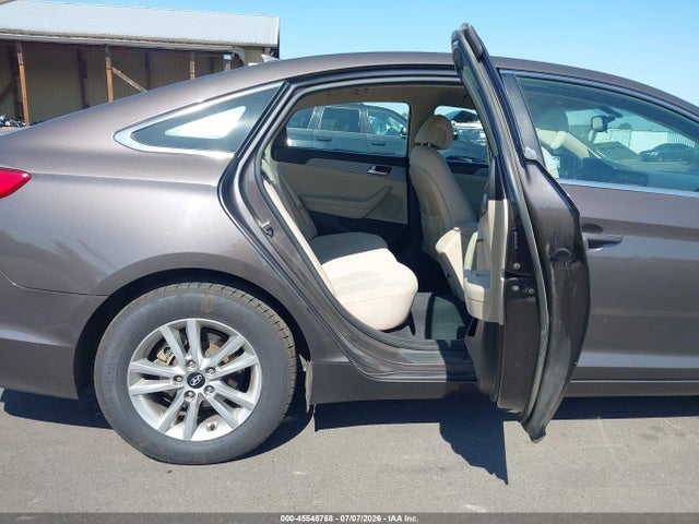 Hyundai SONATA SE 2016 5NPE24AFXGH327299 Image 8