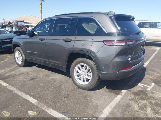 1C4RJHAG3RC263318 Jeep Grand Cherokee Laredo X 4x4