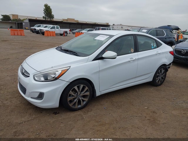 Hyundai Accent Value Edition 2017 KMHCT4AE5HU225066 Image 2