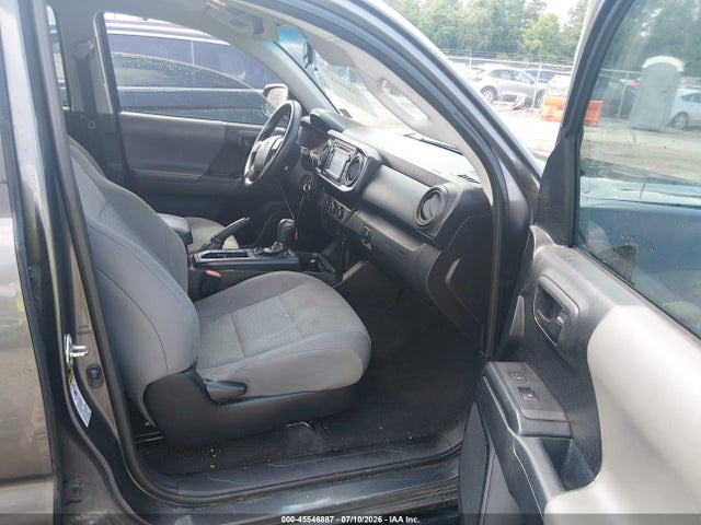 5TFAX5GN5GX063577 Toyota Tacoma Sr
