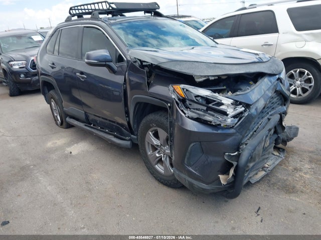 2022 Toyota Rav4 Xle მანქანა იყიდება აუქციონზე, vin: 2T3W1RFV3NW212666, აუქციონის ნომერი: 45546927