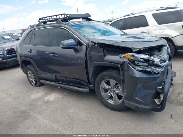 2022 Toyota Rav4 Xle მანქანა იყიდება აუქციონზე, vin: 2T3W1RFV3NW212666, აუქციონის ნომერი: 45546927