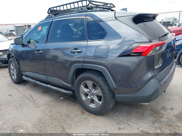 2022 Toyota Rav4 Xle მანქანა იყიდება აუქციონზე, vin: 2T3W1RFV3NW212666, აუქციონის ნომერი: 45546927