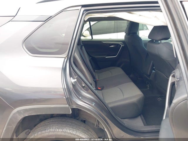 2022 Toyota Rav4 Xle მანქანა იყიდება აუქციონზე, vin: 2T3W1RFV3NW212666, აუქციონის ნომერი: 45546927