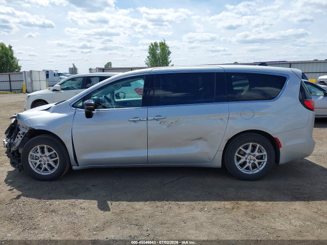 Chrysler Pacifica Touring L 2024 2C4RC1BG5RR133225 Image 15