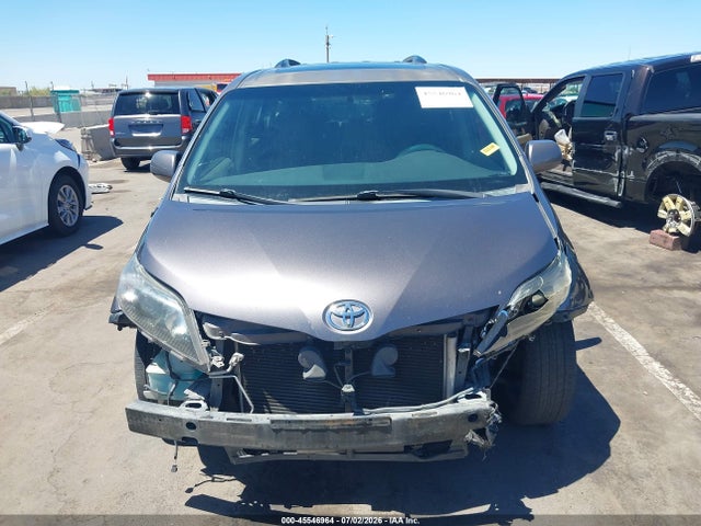 5TDXK3DC6ES519816 Toyota Sienna Se 8 Passenger