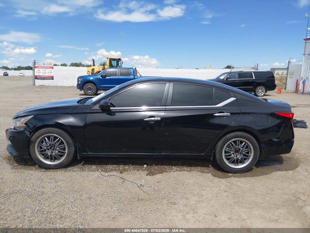 Продажа на аукционе авто 2021 Nissan Altima S Fwd, vin: 1N4BL4BV7MN300861, номер лота: 45547029