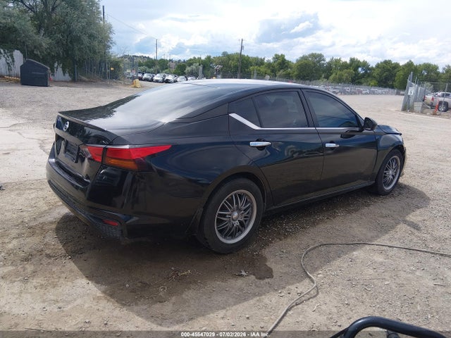 Продажа на аукционе авто 2021 Nissan Altima S Fwd, vin: 1N4BL4BV7MN300861, номер лота: 45547029