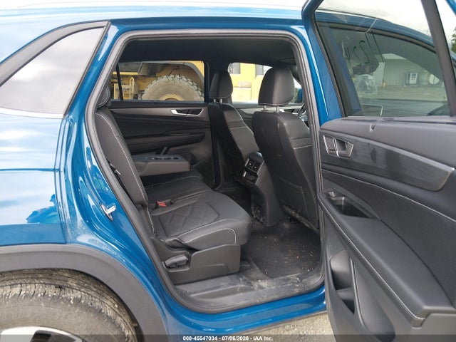 1V2HC2CA8TC218988 Volkswagen Atlas Cross Sport Se With Technology