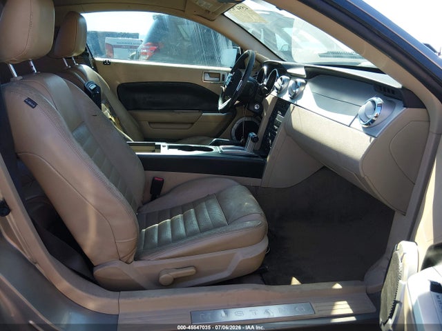 Продажа на аукционе авто 2008 Ford Mustang Gt Deluxe/gt Premium, vin: 1ZVHT82H385119958, номер лота: 45547035