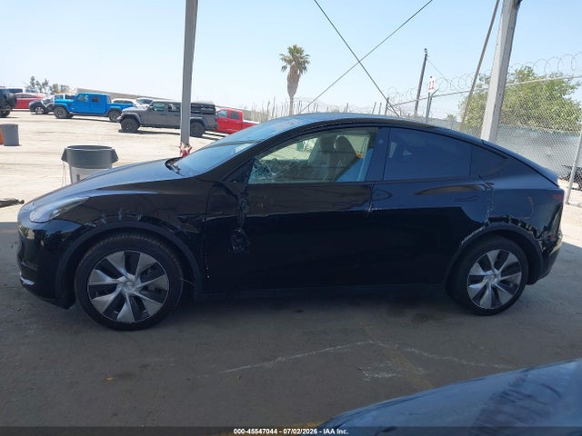 45547044 :رقم المزاد ، 7SAYGDEEXPF883291 vin ، 2023 Tesla Model Y Awd/long Range Dual Motor All-wheel Drive مزاد بيع