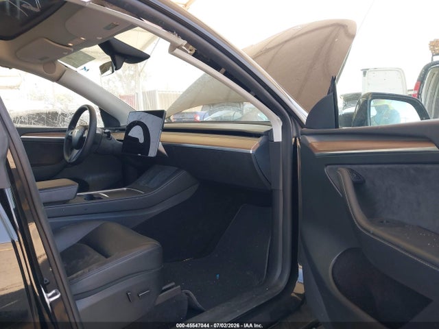 45547044 :رقم المزاد ، 7SAYGDEEXPF883291 vin ، 2023 Tesla Model Y Awd/long Range Dual Motor All-wheel Drive مزاد بيع