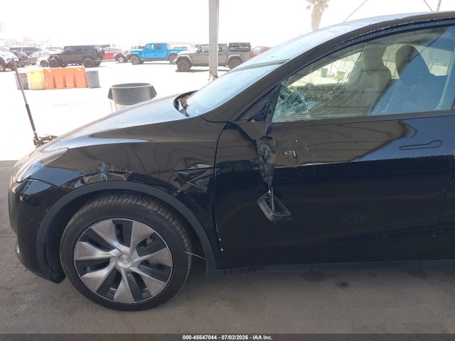 45547044 :رقم المزاد ، 7SAYGDEEXPF883291 vin ، 2023 Tesla Model Y Awd/long Range Dual Motor All-wheel Drive مزاد بيع